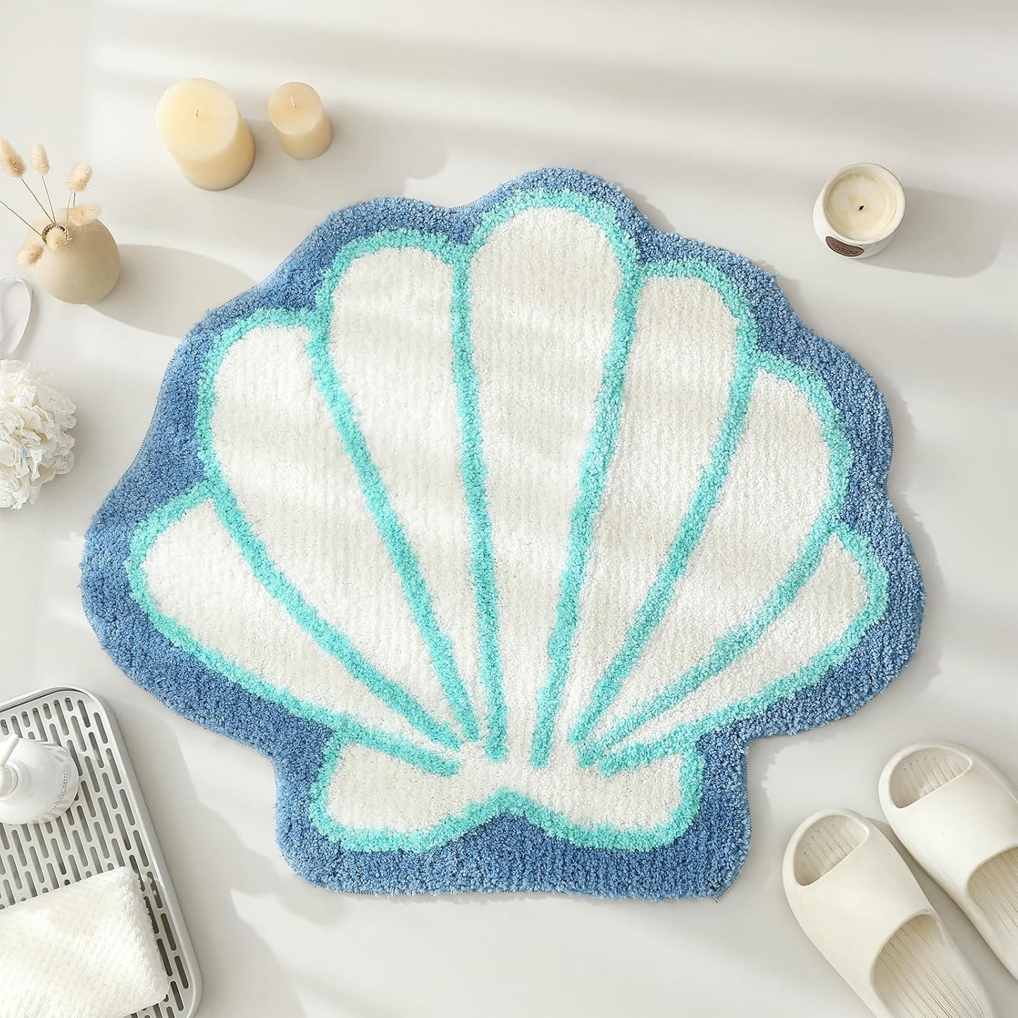 YRXRUS Seashells Bathroom Rug, Bathroom Runner, Blue Bath Rugs, Ocean Decor Shell Bath Mat Gifts, Cute Seashell Shaped Rugs for Sea Room Decor, Machine Washable & Non-Slip Mat, 45x23 Inch