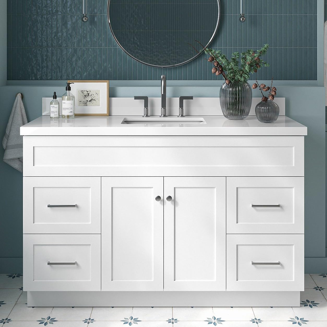 ARIEL Hamlet 43 Inch Single Sink Bathroom Vanity in White, 1.5" Edge Quartz Top, Solid Wood, Rectangular Sink, 2 Soft Closing Doors, 4 Full Extension Dovetail Drawers, Toe Kick