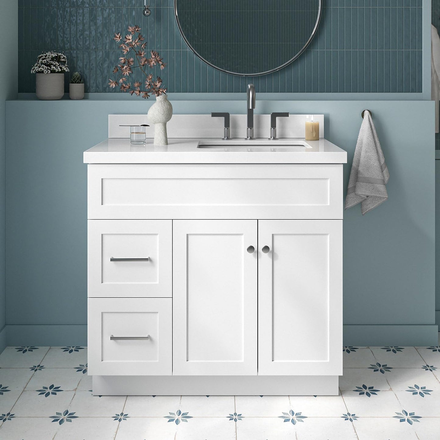 ARIEL Hamlet 43 Inch Single Sink Bathroom Vanity in White, 1.5" Edge Quartz Top, Solid Wood, Rectangular Sink, 2 Soft Closing Doors, 4 Full Extension Dovetail Drawers, Toe Kick